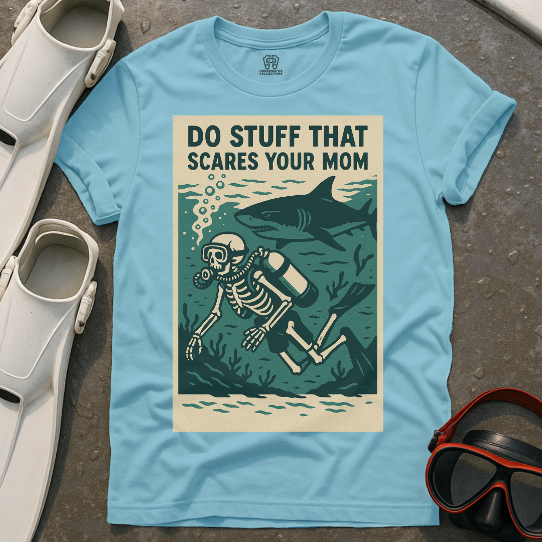 Diving Scare Your Mom T-Shirt
